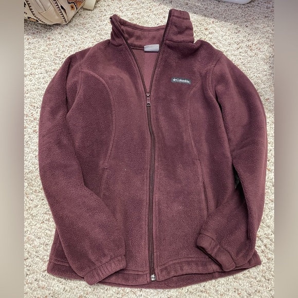 #004 Columbia Zip Up - Picture 1 of 3